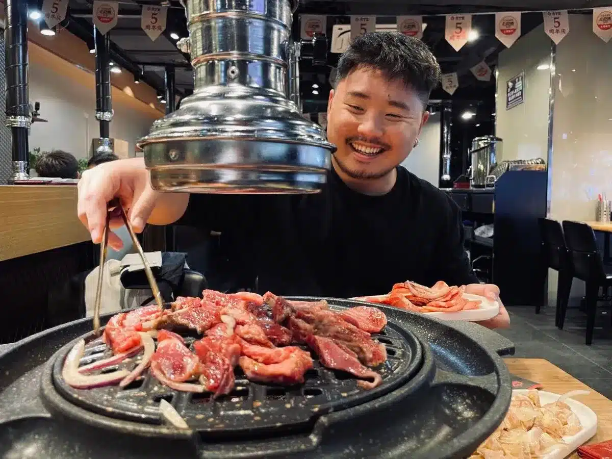 Meat Server Carver Job in Colorado 2026 - 12.14 USD Per Hour Plus Tips